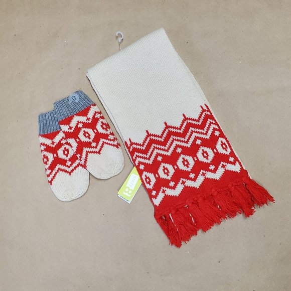 Crazy 8 Other - Crazy 8 Scarf w/ Mittens 4T-5T Red